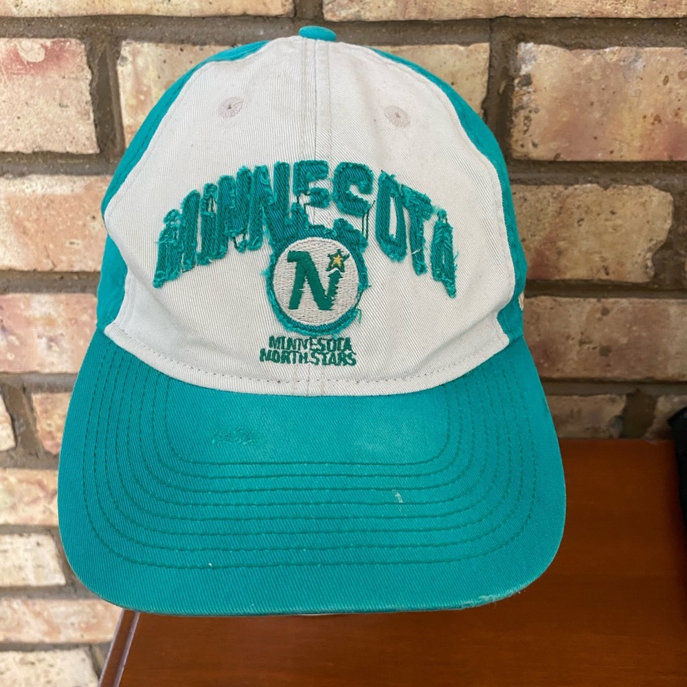 CCM‎ Vintage Hockey Minnesota North Stars Distressed Strapback Hat OSFA